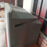 تلوزیون سالم روشن کنترل دارد