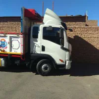 دایون ده تن وصد عروسک