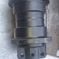 رولینگ از پشت ماشین افتاده