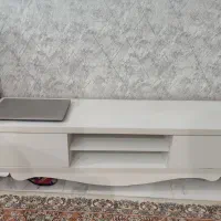 میز تلویزیون در حد نو
