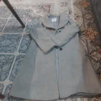 تعدادی لباس|لباس|شاهینشهر, عطار|دیوار