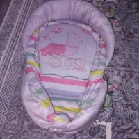 آغوشی نوزاد