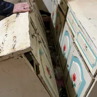 دوتا کابینت هست قیمت 2 میلیون