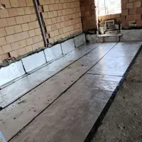 ایزوگام کار نصب و لکه گیری