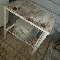 میزکار آهنی