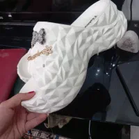 دمپایی|کیف، کفش، کمربند|اصفهان, فروردین|دیوار