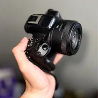 دوربین Canon R50