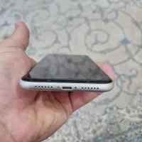 اپل iPhone 11 با حافظهٔ ۱۲۸ گیگابایت|موبایل|کرج, مهرویلا شمالی|دیوار