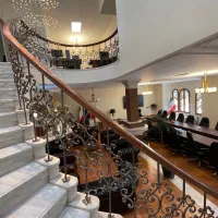 منشی و دستیار مدیرعامل