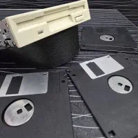 فلاپی و ست ارگ