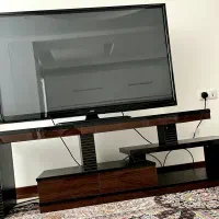 میز تلویزیون مدرن با شیشه مشکلی|میز تلویزیون|قم, زنبیل آباد|دیوار