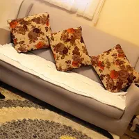 ۷عدد کوسن مبل|مبلمان خانگی و میز عسلی|شیراز, بازار|دیوار