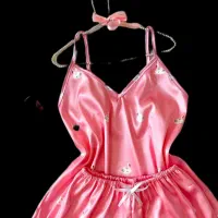 لباس ساتن قو صورتی|لباس|خاو و میرآباد, |دیوار