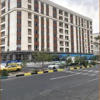 115 متر نوساز ساختمان هما