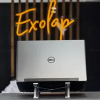 لپ تاپ Dell latitude بدنه فلزی Core m5/8/256