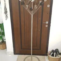 ساعت کنار سالنی مدرن