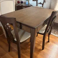 میز نهارخوری چهار نفره