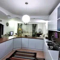 ۱۰۰ متری امکانات کامل ،۱۷ شهریور ،دو خوابه ،جنوبی