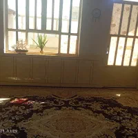 خونه شیک و تمیز و دلباز با نور عالی طبقه دوم