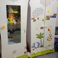 تخت و کمدو همه وسایل اتاق کودک و نوجوان