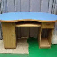 میز تحریر چوبی