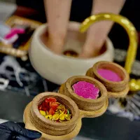 خدمات پدیکور