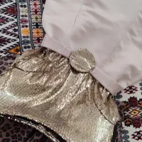 قهوه ای خوشگل|لباس|گنبد کاووس, |دیوار