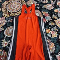 لباس ورزشی درحد نونو قیمت همه۷۵۰هزار