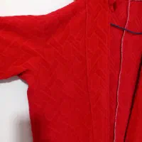 حوله تنپوش نو|لباس|رباط‌کریم, الارد|دیوار