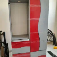 کمدی ویترین کار کرده