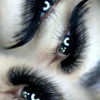 خدمات اکستنشن مژه با بهترین متریال