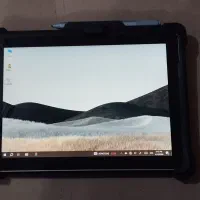 Surface Go کارکرده تمیز- با قلم، گارد محافظ و کیف