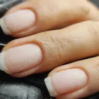 آموزش کاشت ناخن با مدرک فنی حرفهای|خدمات آموزشی|سمنان, |دیوار