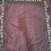 رو تختی دو نفره.صحنه|سرویس روتختی|صحنه, |دیوار