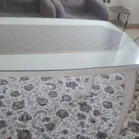 میز ناهار خوری سفید