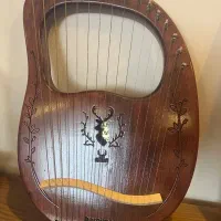 ساز چنگ رومی(لیرا)