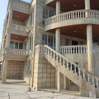 فروش خانه ویلایی ۷۵۰ متری ۵ خوابه ساحلی