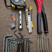 دستگاه پرچ و آچار های آلن و....