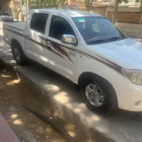 تویوتا هایلوکس ۲۷۰۰