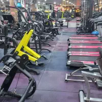 نیرو خدمات خانم و آقا جهت نظافت باشگاه ورزشی