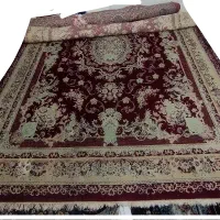 دوعدد فرش دوازده متری