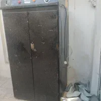 گرمخانه و دستگاه پرس