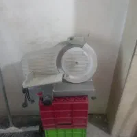 کالباس بر فروشی