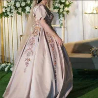 تخفیف ویژه لباس عروس عقد و حنابندان سنگ دوزی لوکس|لباس|بندرعباس, |دیوار