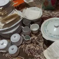 مقداری لوازم اشپزخانه|ظروف پختوپز|پرند, فاز ۵|دیوار