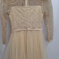 پیراهن مجلسی|لباس|رشت, حمیدیان|دیوار