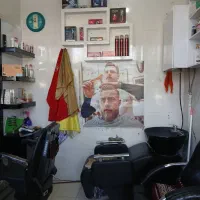 لوازم آرایشگاه با تمام تجهیزات واگذار می گردد|آرایشگاه و سالن‌های زیبایی|میانه, |دیوار