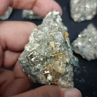 سنگ کلکسیونی، پیریت طلایی