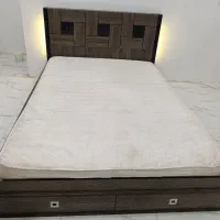 تخت دو نفره