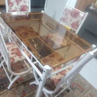 میز و صندلی ناهارخوری